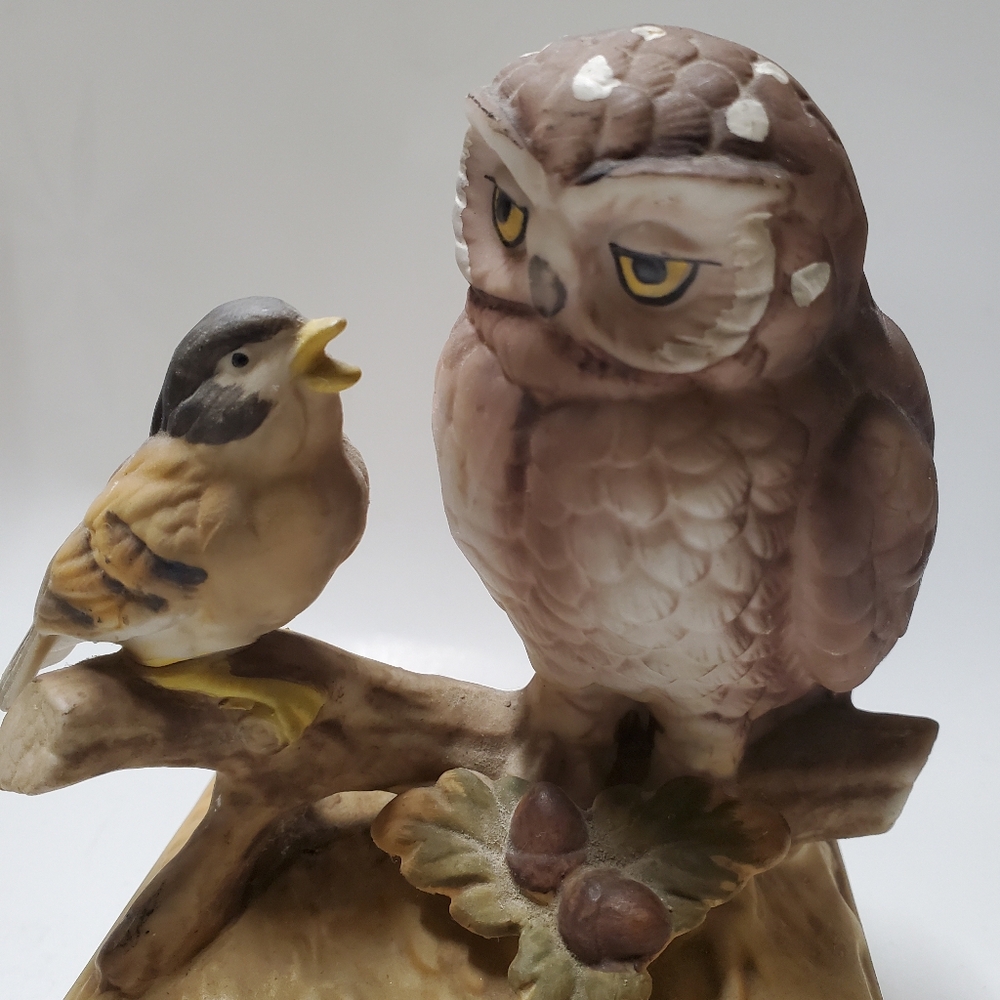 Vintage Towle Japan Owl and Little Bird Porcelain Music Box‎ Who Can I Turn To